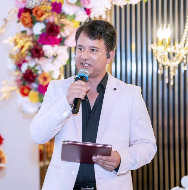 Star Celebrant